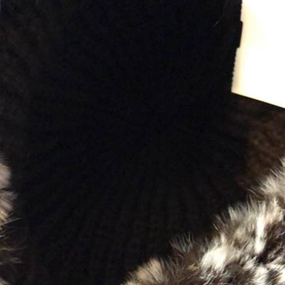 Real Rabbit Fur Hat - Picture 4 of 4